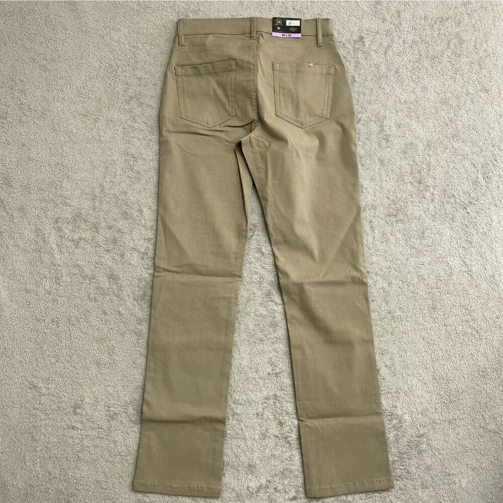 NEW Urban Star 5 Pocket Men's 30x32 Stretch Relaxed Fit Straight Leg Tan Pants